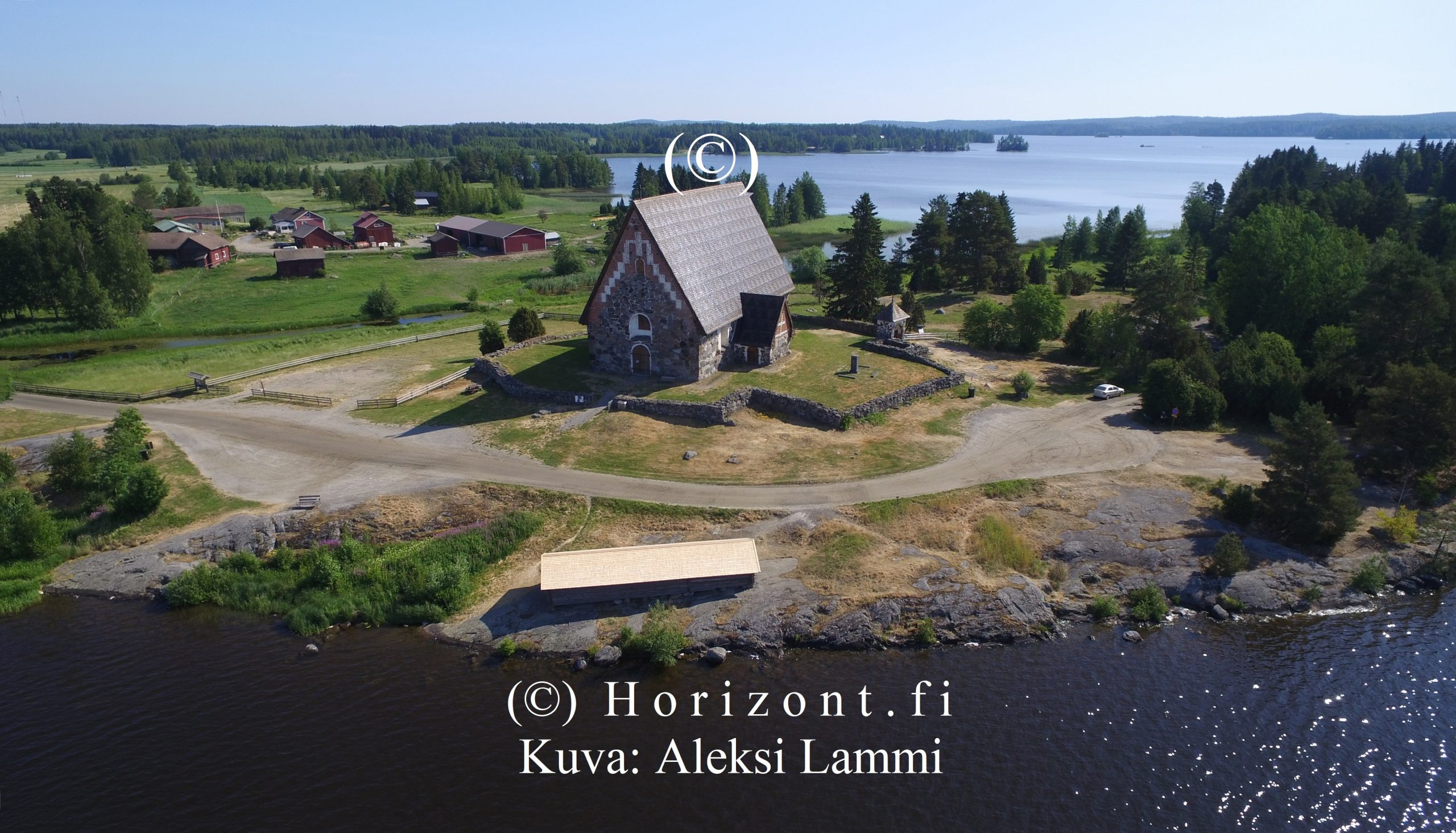 Ilmakuva: PYHÄN OLAVIN KIRKKO, Sastamala | Yhteishintaan kuvat nro 1-3 -  HORIZONT – Ilmakuvaus